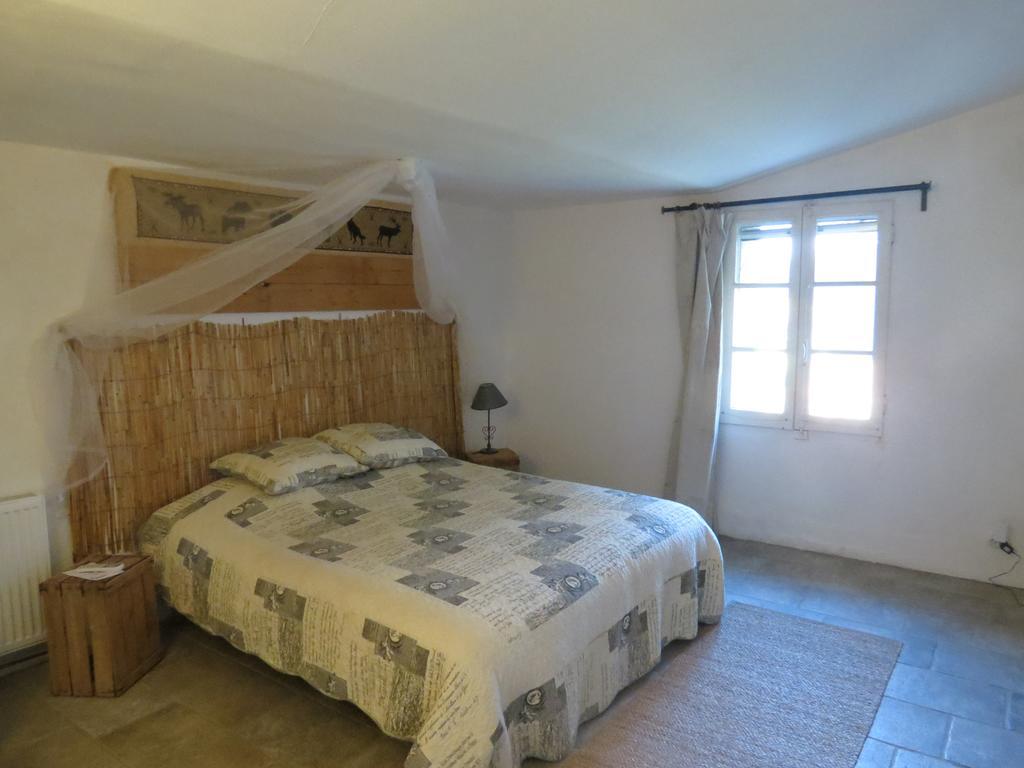 B&B Mas Les Lecques Бокер Екстериор снимка